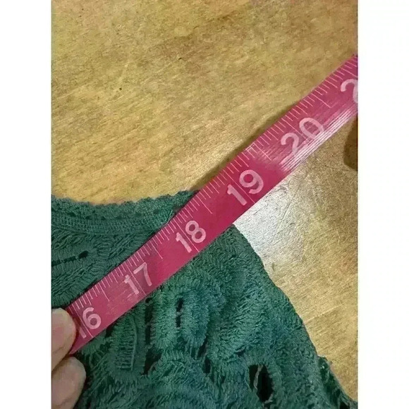 Umgee tops small nwt, Sleeveless, Green, Appliqué Detail On Top - Picture 5 of 6